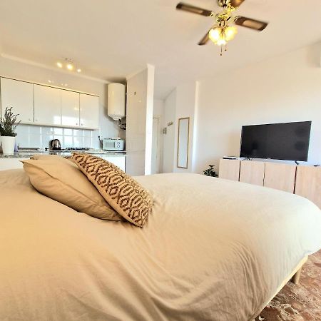Aa Guest - The Golden Sea Views Eco Apartment بينالماذينا المظهر الخارجي الصورة
